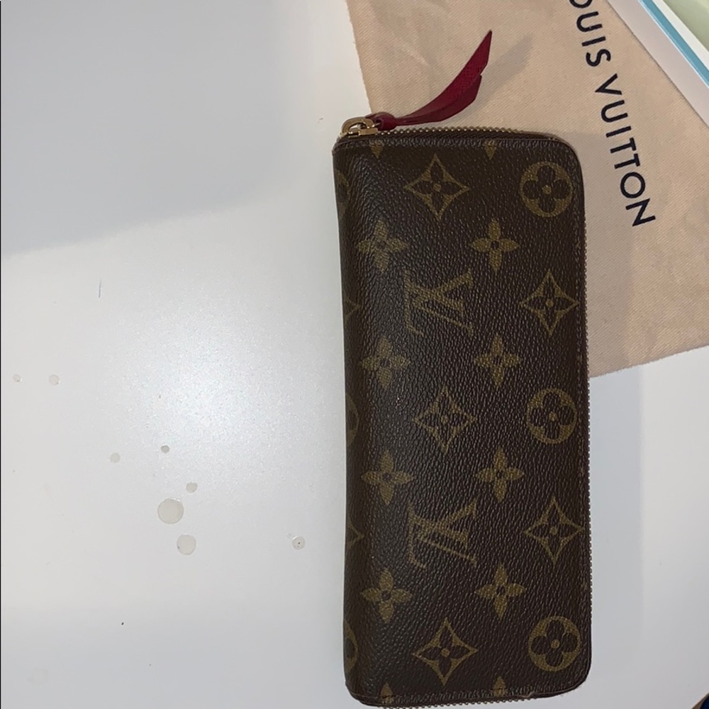 Wallet - Picture 3 of 5